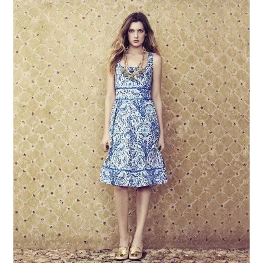Tory Burch Ramona Fit & Flare Dress Floral Blue Silk Blend celeb Runway 12 $450 - Picture 2 of 16